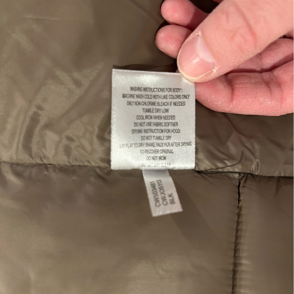 Calvin Klein Women’s Faux Fur Puffer Jacket | Black | Size M - Picture 11 of 11